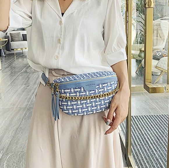 Roaring Unicorn Handbags - Tweed Fanny Pack Blue and Cream